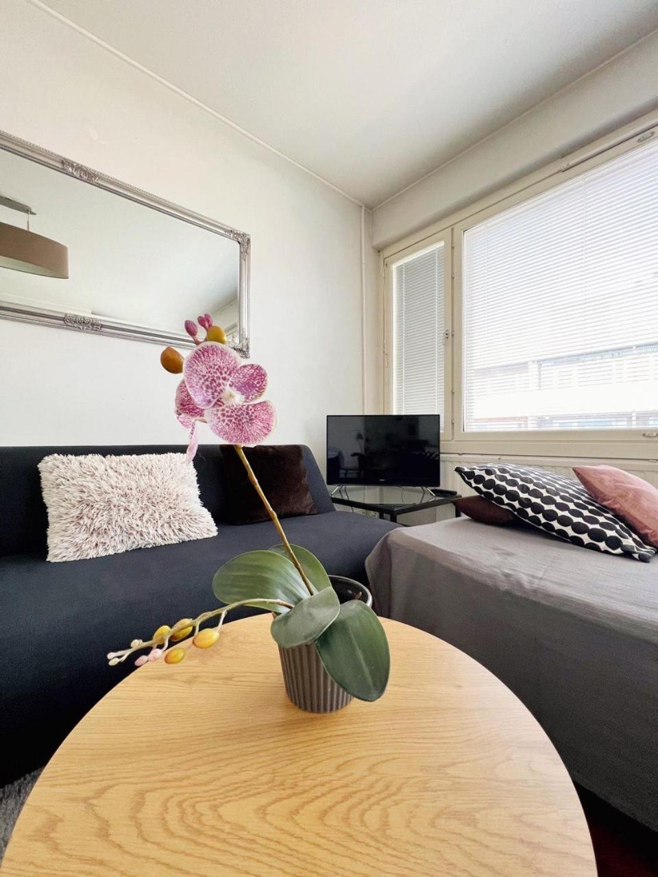 Sweethome Studio 48 City Center Аlbertinkatu Хельсинки Экстерьер фото